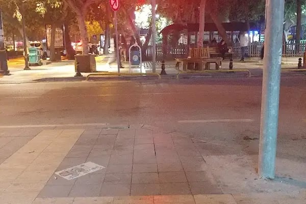 Gazipaşa Çocuk Parkı - Resim 11