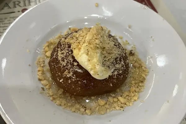 Tiara's Restaurant - Resim 12