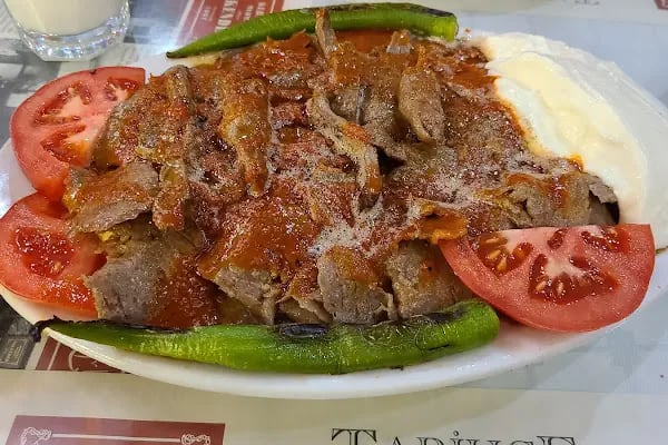 Tiara's Restaurant - Resim 5