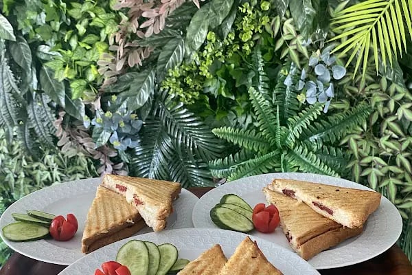 BAADEM CAFE - Resim 10