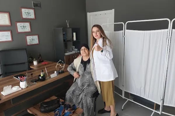Fzt. Gizem Bekmürza, Fizyoterapi Ve Rehabilitasyon - Resim 3