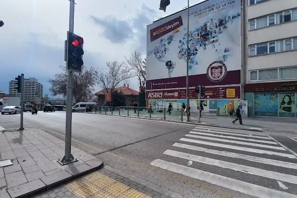 ASBÜ Genç Ofis - Resim 3