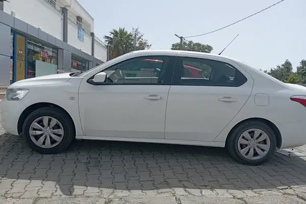 Rent Point Rent A Car - Resim 13