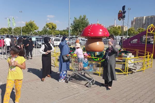 Konya Lunaparkı - Resim 18