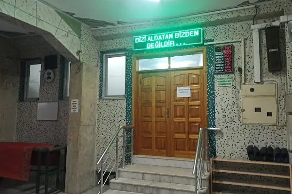 Buca Üçkuyular Yeşil Camii - Resim 2