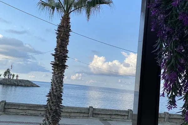 Saray Köfte Balık Restaurant Akçaabat - Resim 12
