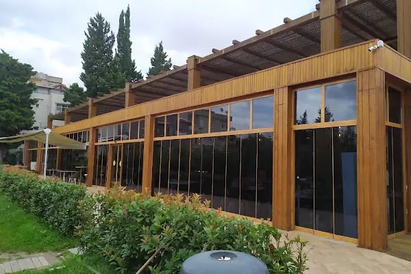 Aliya İzzet Begoviç Parkı - Resim 7