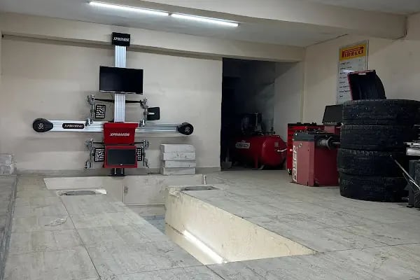 Yılmaz Kardeşler Oto Lastik Rot Balans YOL YARDIM - Resim 15