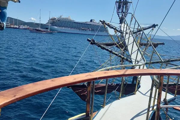 Bodrum Yolcu Limanı - Resim 5