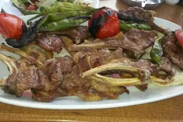 Kurttepe Pirzola Kebap - Resim 15