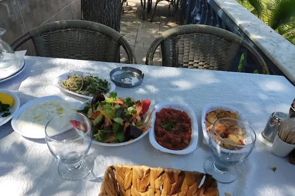 Kurttepe Pirzola Kebap - Resim 12