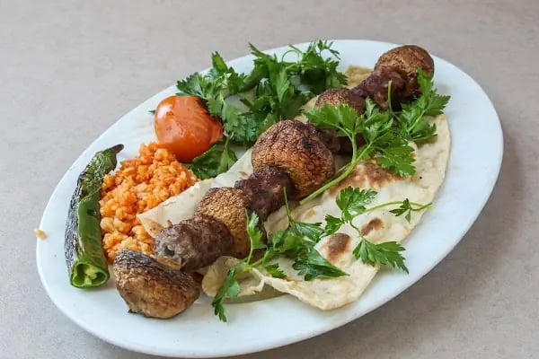 Kurttepe Pirzola Kebap - Resim 11
