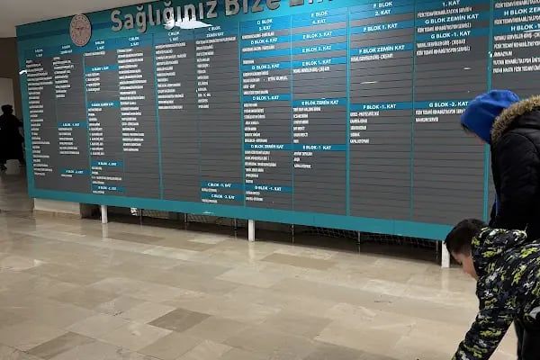 İstanbul Fizik Tedavi Rehabilitasyon Eğitim Ve Araştırma Hastanesi - Resim 7