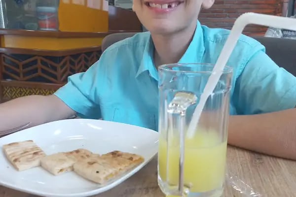 Meşhur Sarıyer Börekçisi Gazipaşa - Resim 14