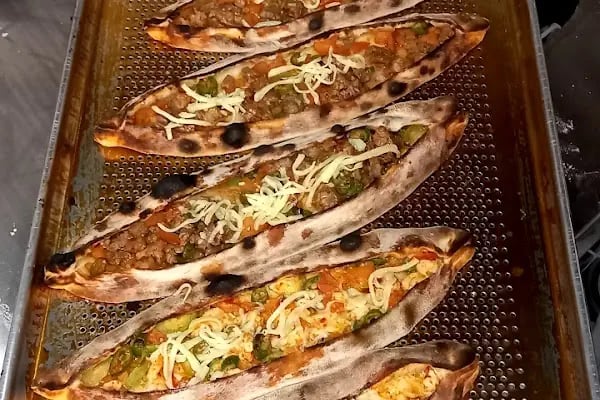 Meşhur Sarıyer Börekçisi Gazipaşa - Resim 12