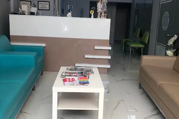 Özel Çamdibi Ağız Ve Diş Sağlığı Polikliniği - Resim 17