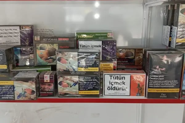 Hüseyin Tobacco Shop - Resim 3