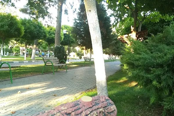 Belediye Parkı - Resim 5