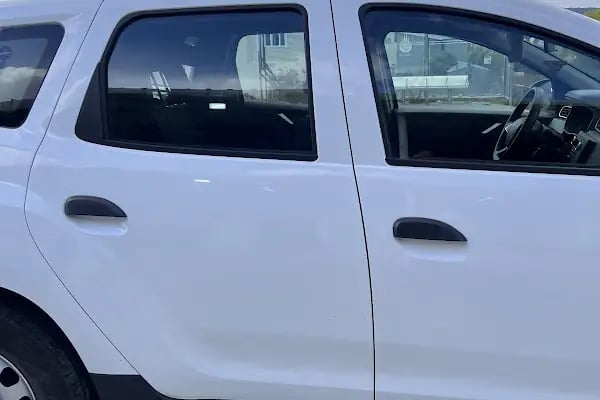 Auto Union car rental - Resim 3