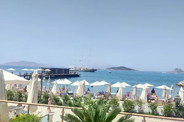 Small Beach Hotel - Resim 19