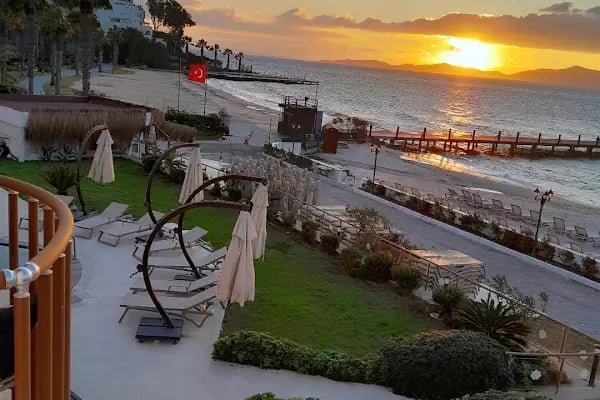 Small Beach Hotel - Resim 15