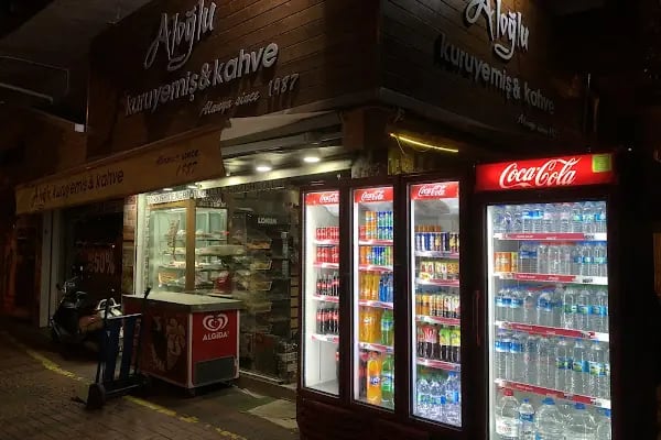 Alanya Nokta Çay &amp; Tost Evi - Resim 3
