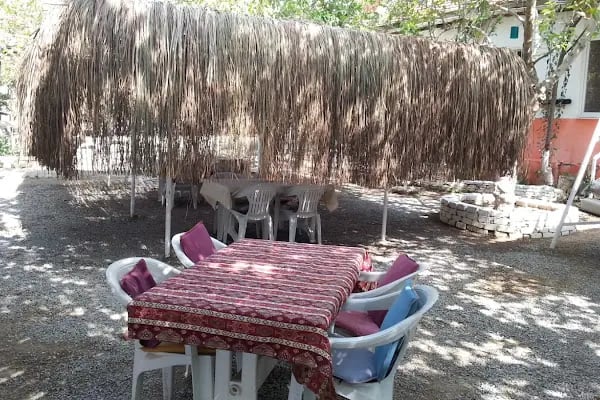 kaynaklar köyün delisi kahvaltı salonu - Resim 2
