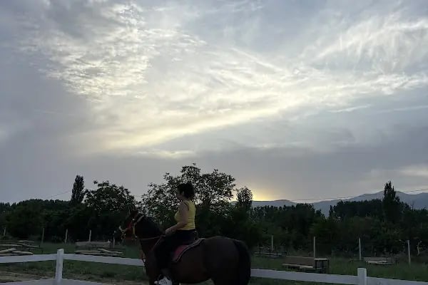 Kazdağları Binicilik Atlı Sporlar Kulübü Eğitim Merkezi - Resim 8