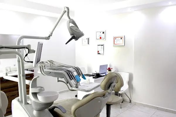 Özel Alaiye Beyaz Diş Polikliniği ( White Dental Clinic) - Resim 2
