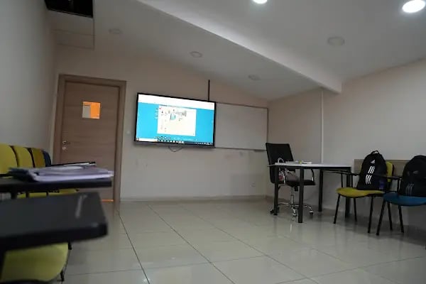 Just English Dil Okulları Maltepe - Resim 9
