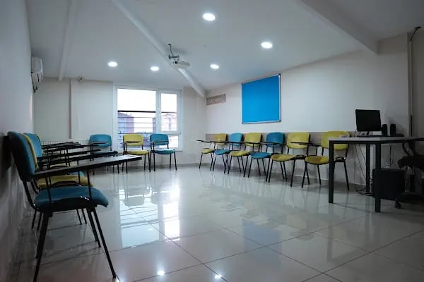 Just English Dil Okulları Maltepe - Resim 8