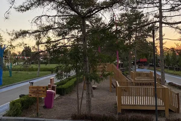 Gazi Park - Resim 2