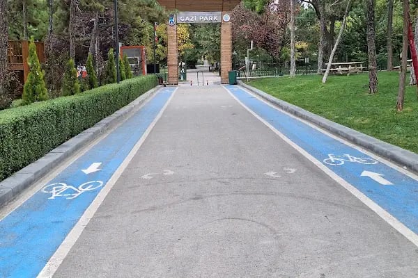 Gazi Park - Resim 20