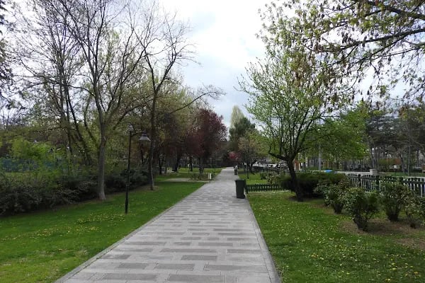 Gazi Park - Resim 18