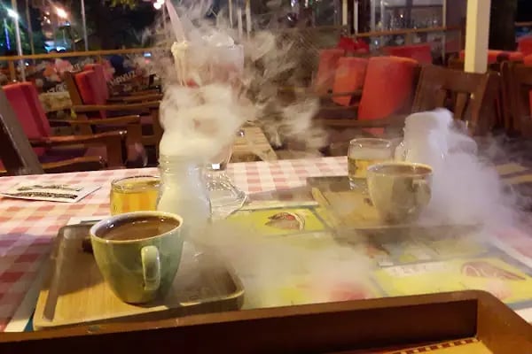 Havuz Cafe - Resim 6
