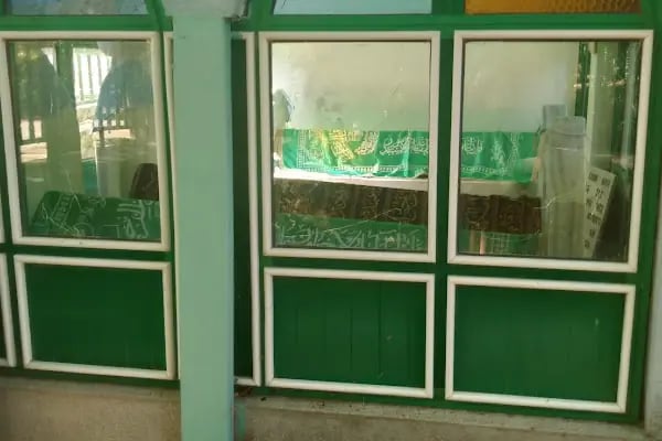 Bademli Cuma Cami - Dedeler Türbesi - Resim 7
