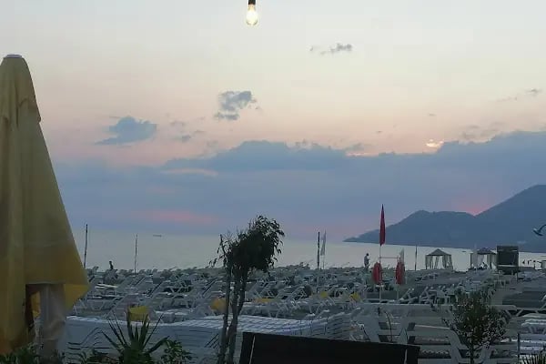 Loft Lounge Cafe - Resim 9
