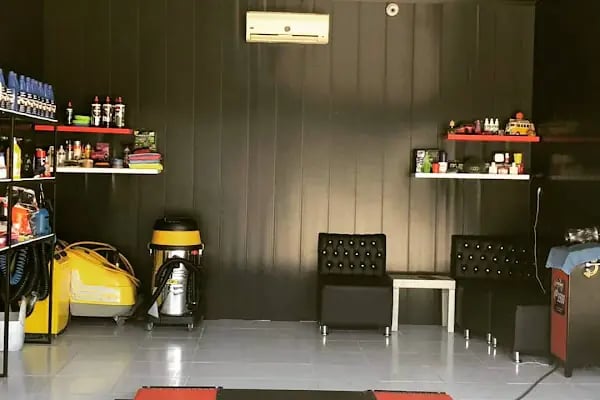 VIPARK EXCLUSIVE CAR CARE ÖZEL ARAÇ BAKIM MERKEZI - Resim 7