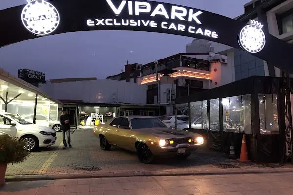 VIPARK EXCLUSIVE CAR CARE ÖZEL ARAÇ BAKIM MERKEZI - Resim 2