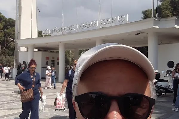 İzkitap İzmir Kitap Fuarı - Resim 8