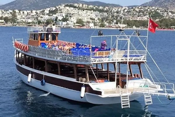 Bodrum Tekne Kiralama - Renkli Tatil - Resim 2