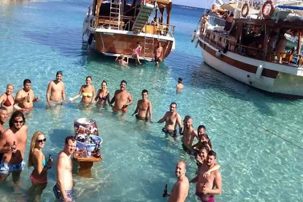 Bodrum Tekne Kiralama - Renkli Tatil - Resim 7