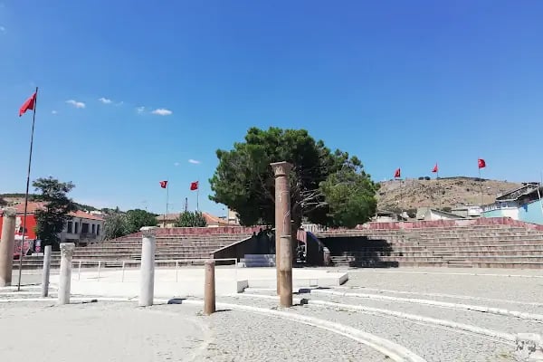 Cumhuriyet Meydanı - Resim 4