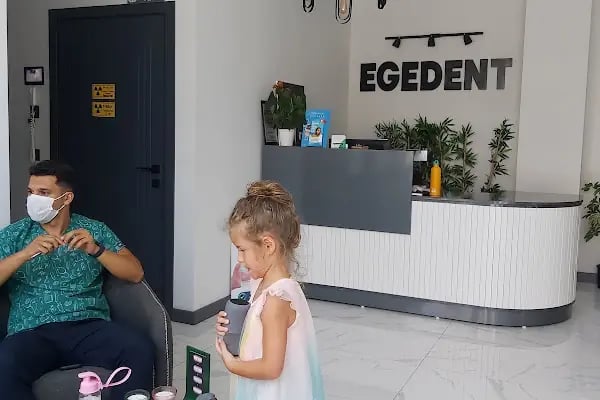 Özel Egedent Ağız ve Diş Sağlığı Polikliniği - Resim 8