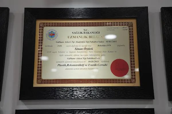 Op.Dr.Sinan Öztürk - Estetik ve Plastik Cerrahi Uzmanı - Resim 7