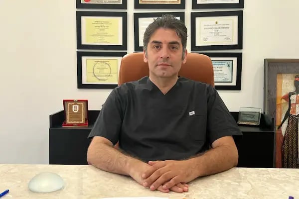 Op.Dr.Sinan Öztürk - Estetik ve Plastik Cerrahi Uzmanı - Resim 2