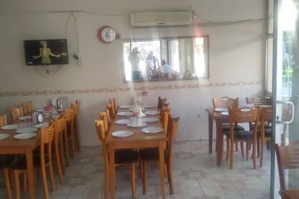 Küçük Han Lokantası - Resim 1