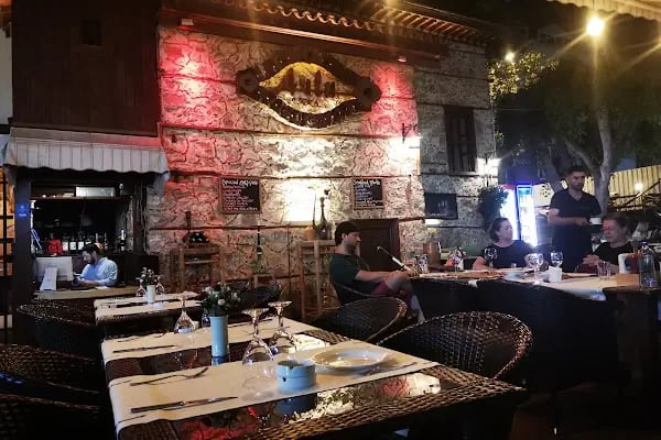 Avlu Restaurant - Resim 4