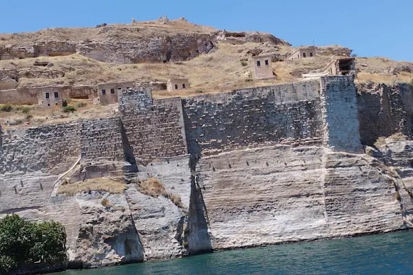 HALFETİ SAKLI CENNET - Resim 16