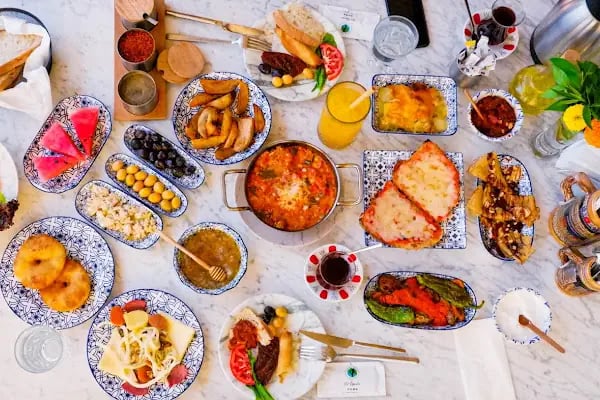 Varuna Gezgin Cafe - Antalya - Kaleiçi - Resim 7